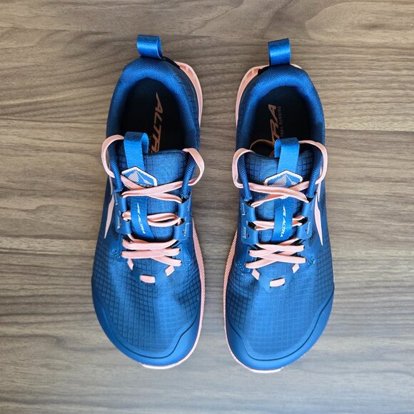 Altra Lone Peak 8, Women's 9.5, Navy/Coral - Picture 4 of 11
